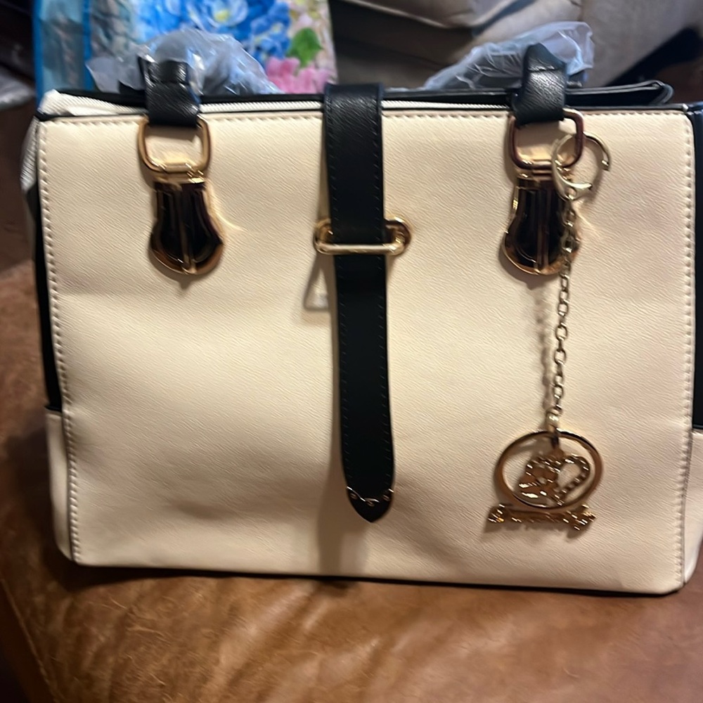 Danbouly purse